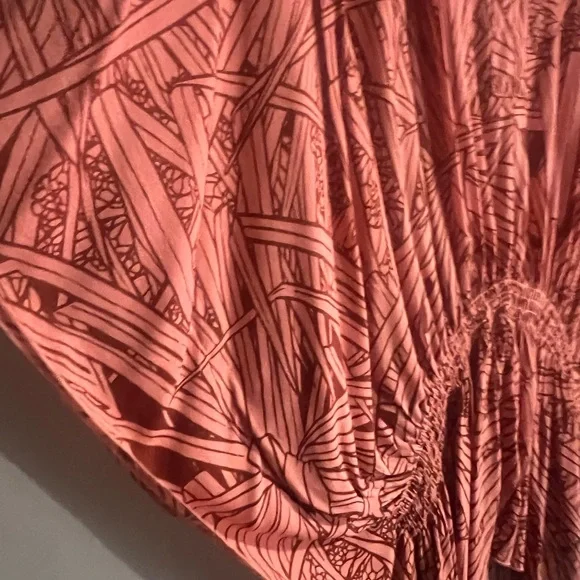 Manaola Kolea Top Women's Top - Picture 8 of 9